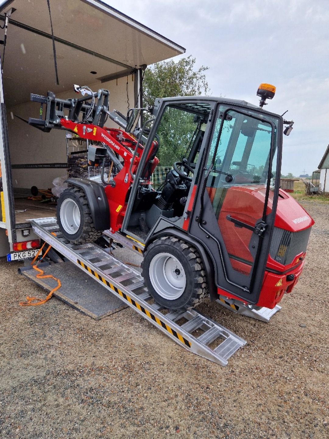 3.5 meter lång ramper 4000kg lastramper 