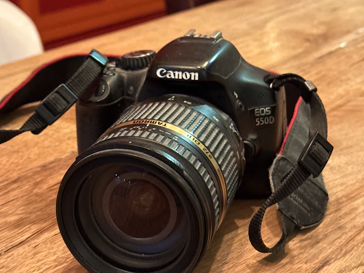 Canon eos 550d