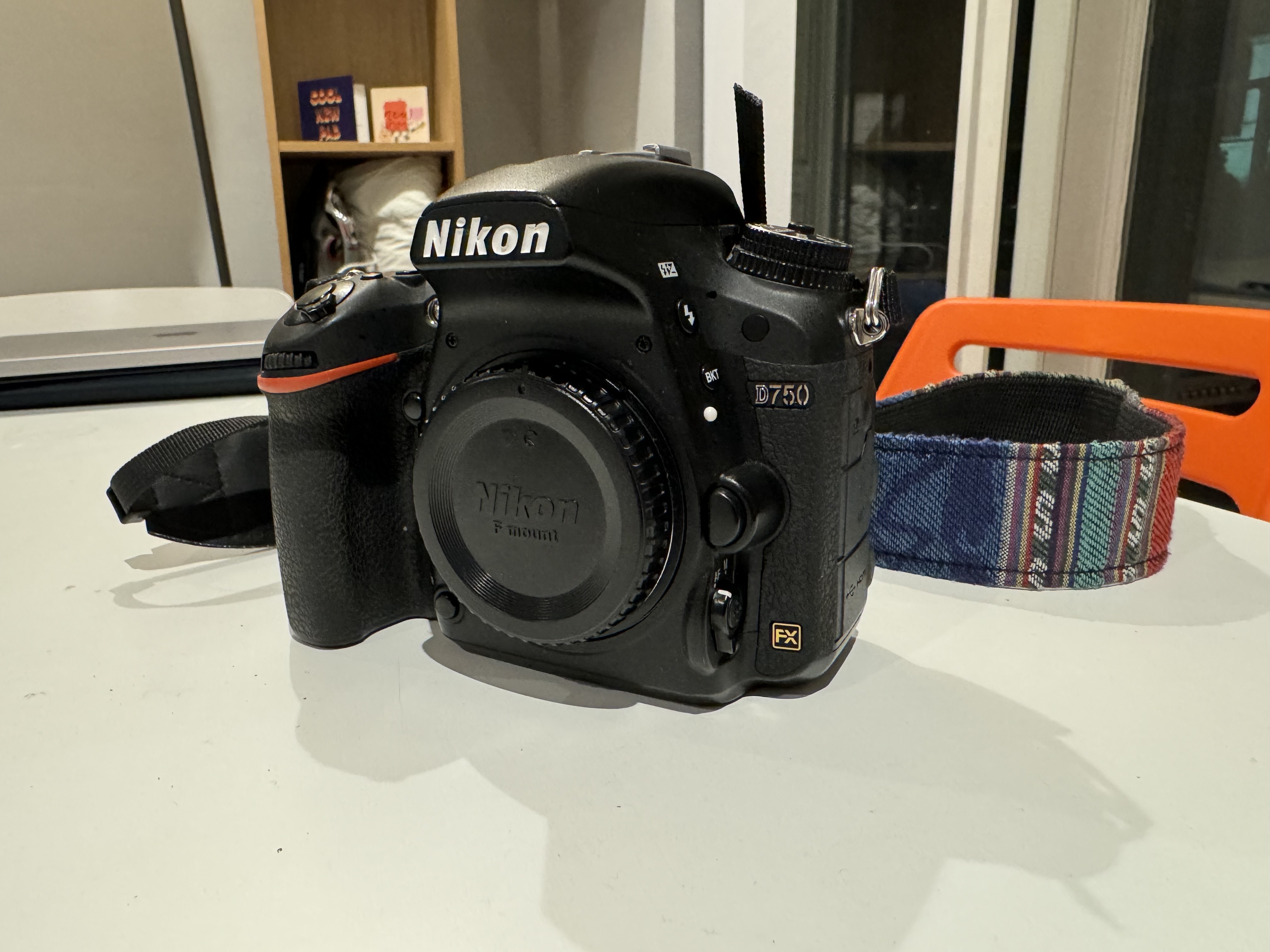 Nikon d750 dslr (body only)