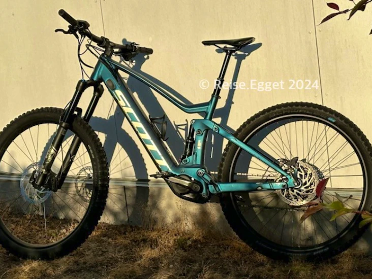 Scott eride 920 leies ut