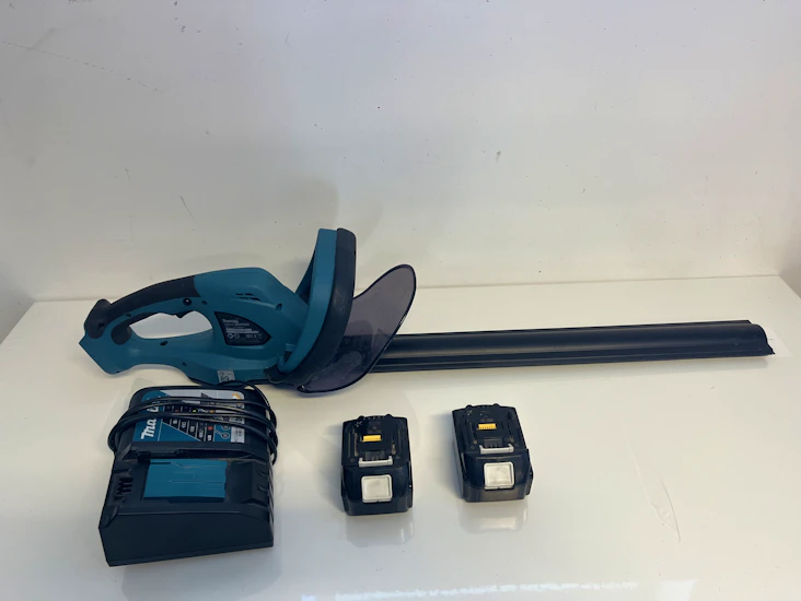 Batteridriven häcksax makita 18v