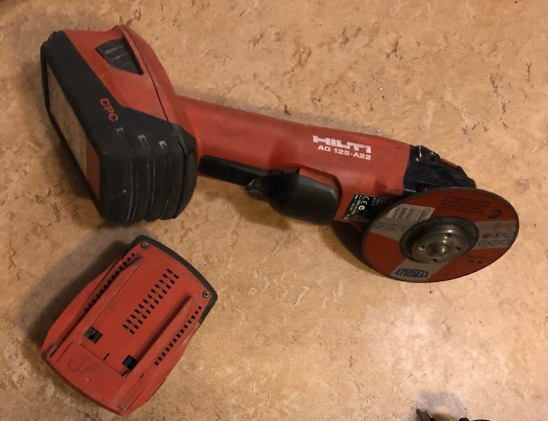 Vinkelslip hilti på batteri