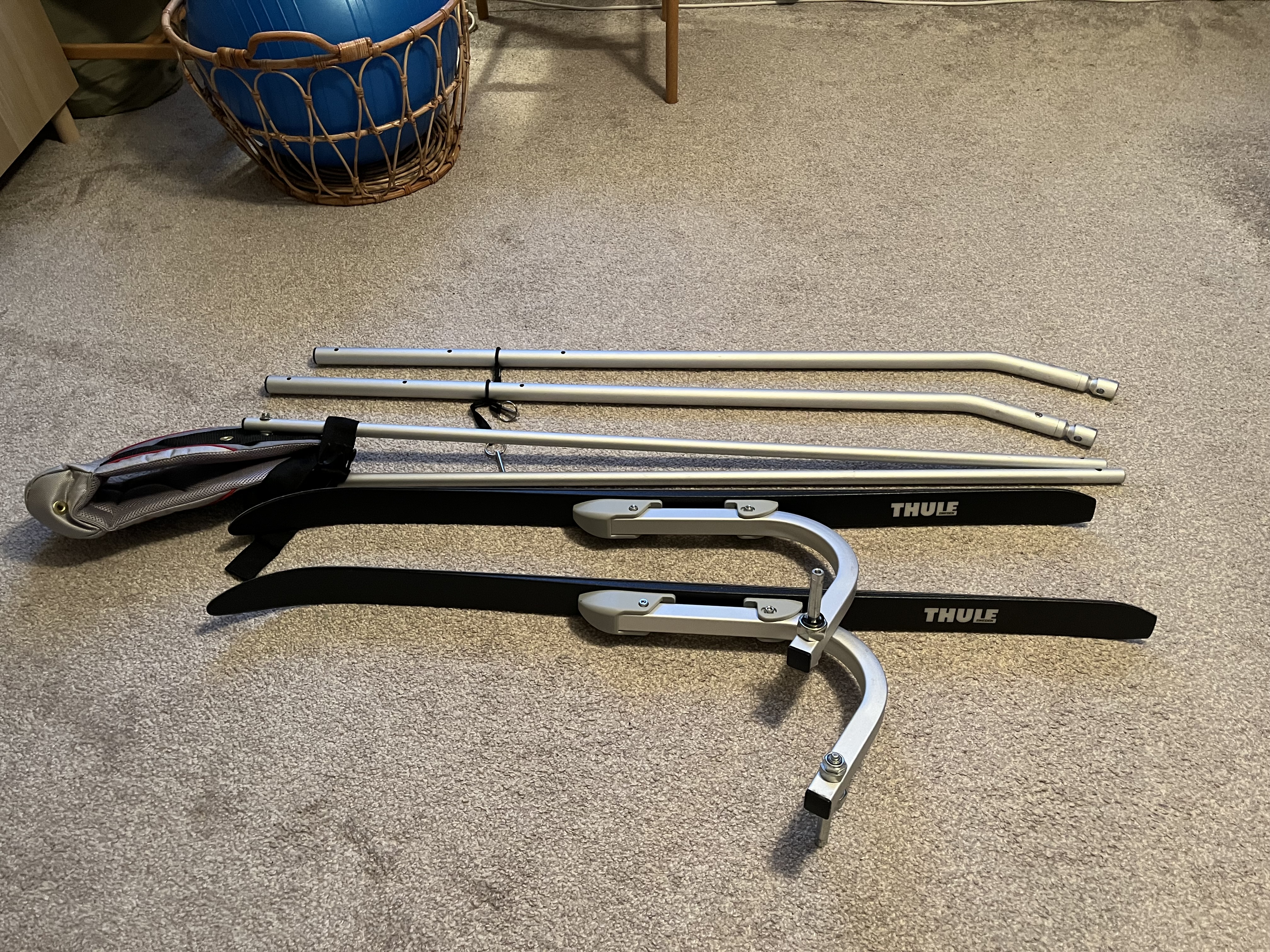 Thule ski kit