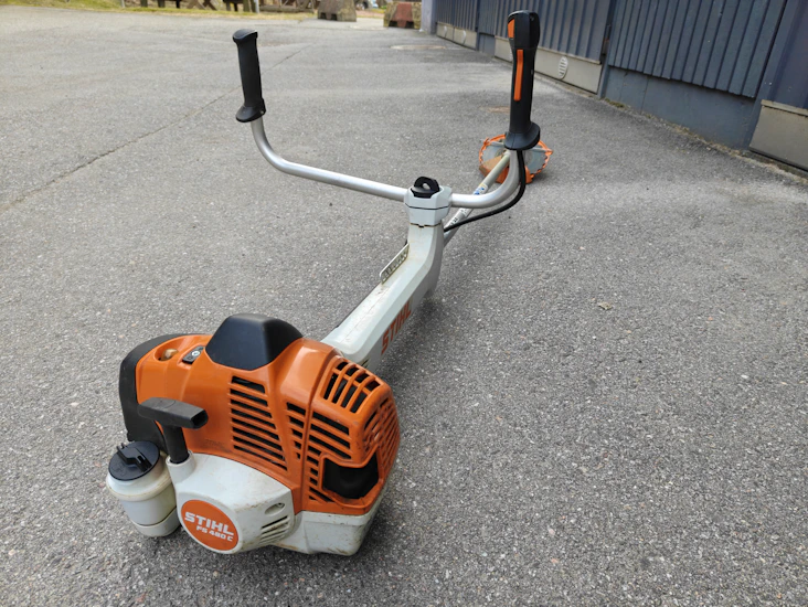Raivaussaha stihl fs490