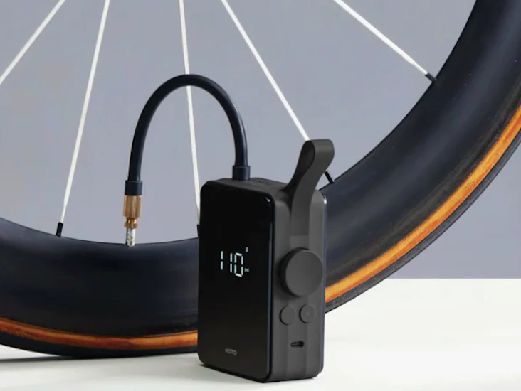 Portable electric tyre inflator / cordless air pump – hoto