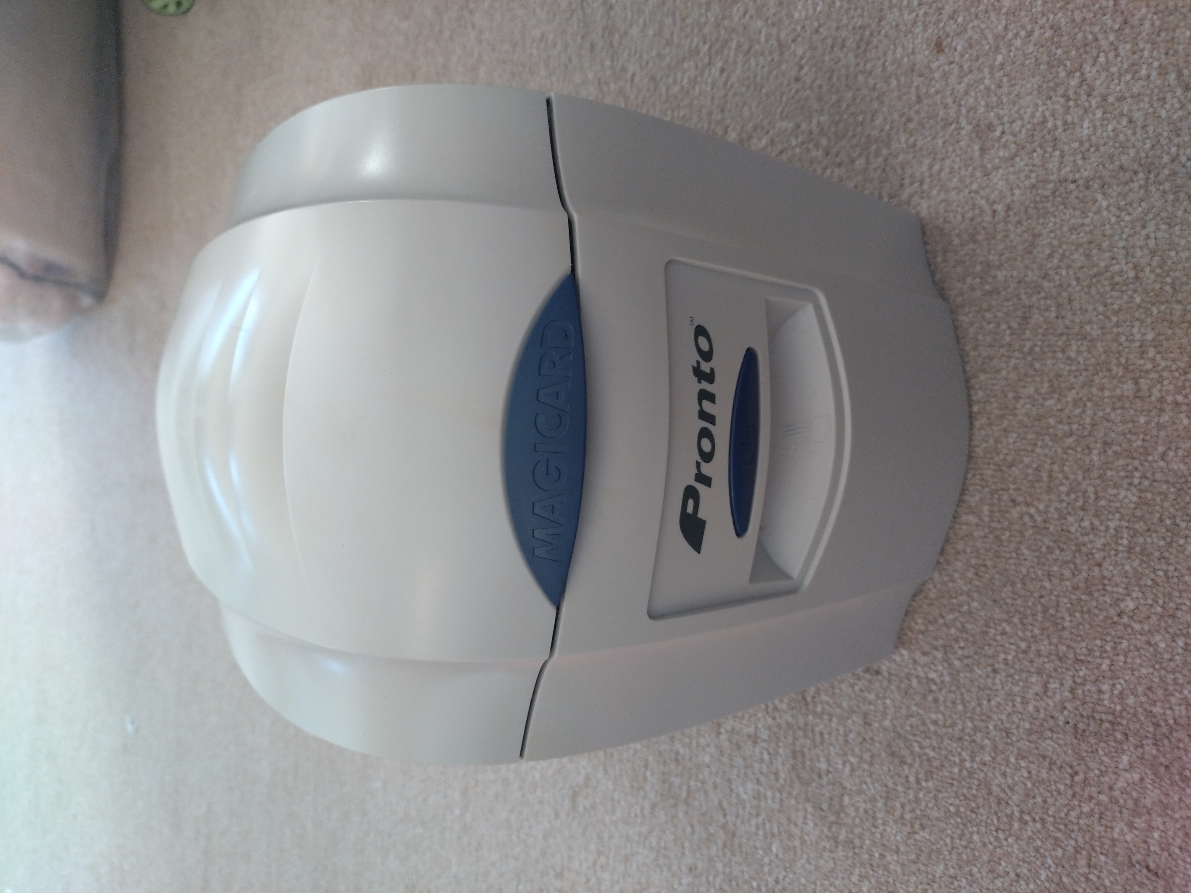 Pronto card printer