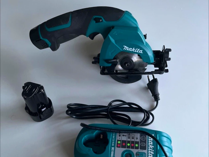 Handcirkelsåg batteri makita hs300d