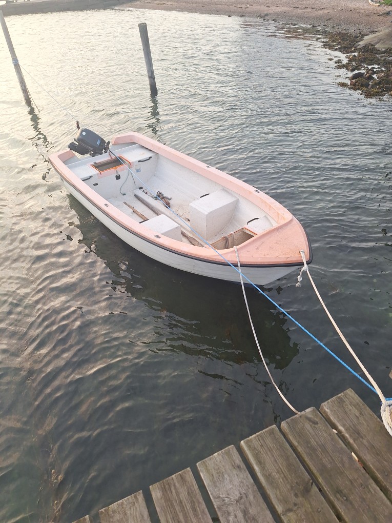 Crescent 465 med 9,9hk evinrude rorkult