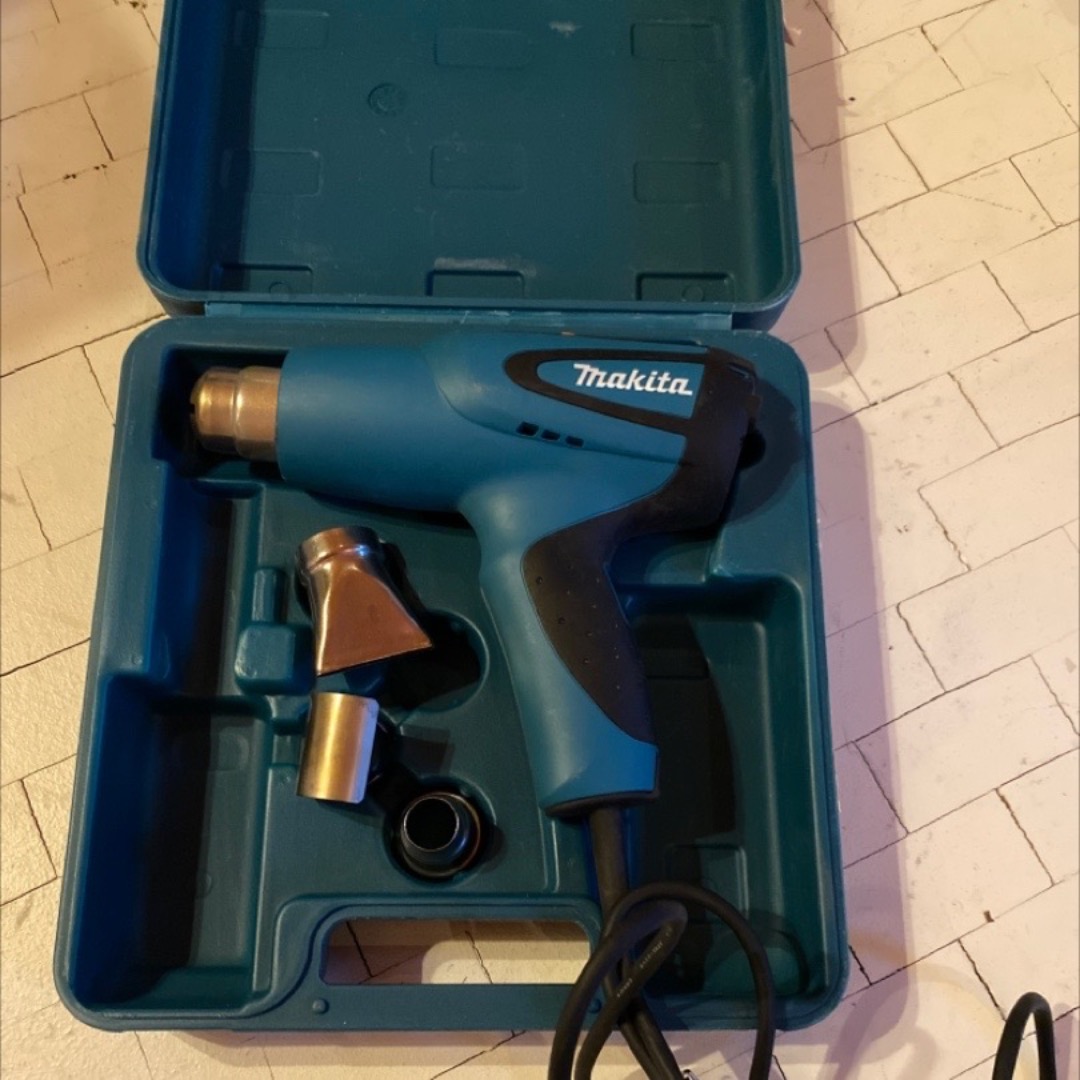 Varmluftspistol. makita hg551v, 1800 watt. 
