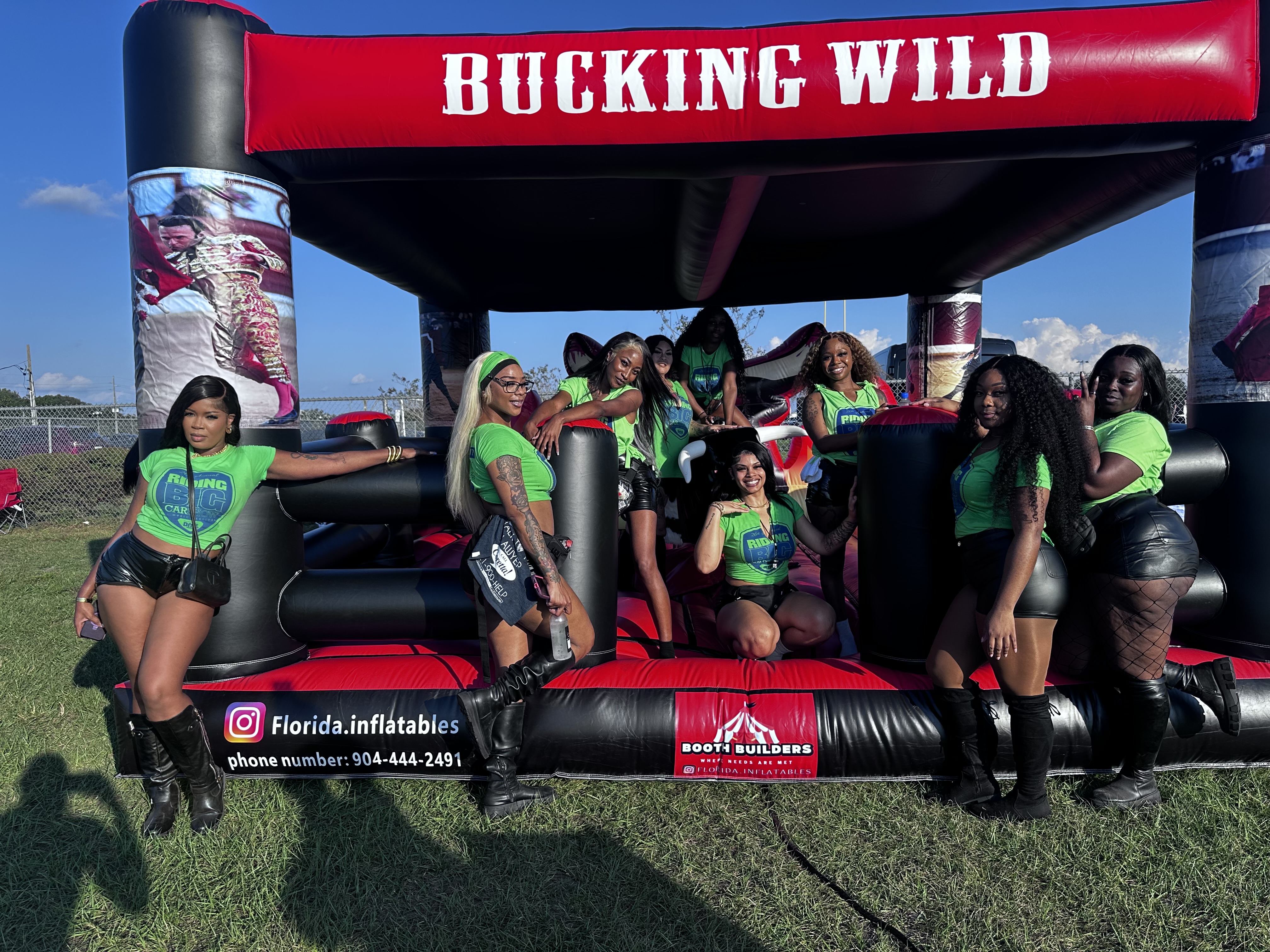 Mechanical bull