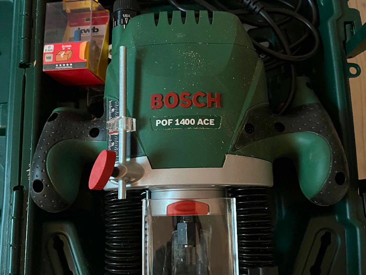 Handöverfräs bosch -