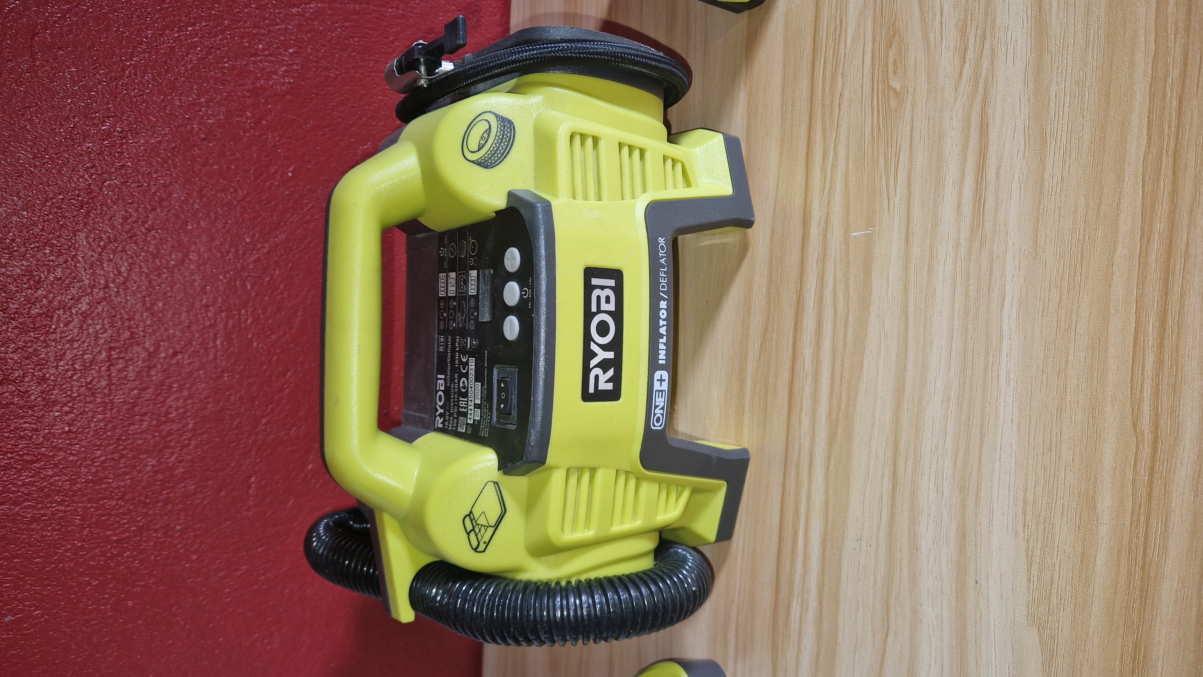Ryobi r18i kompressor