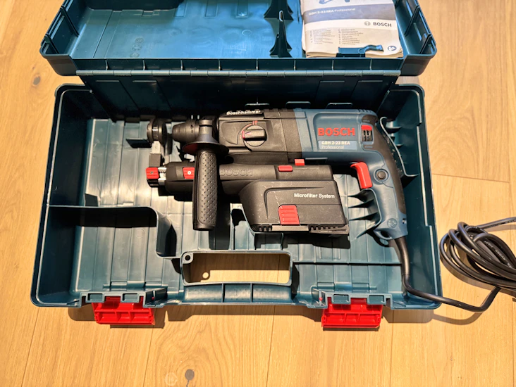 Bosch gbh 2-23 med støvavsug