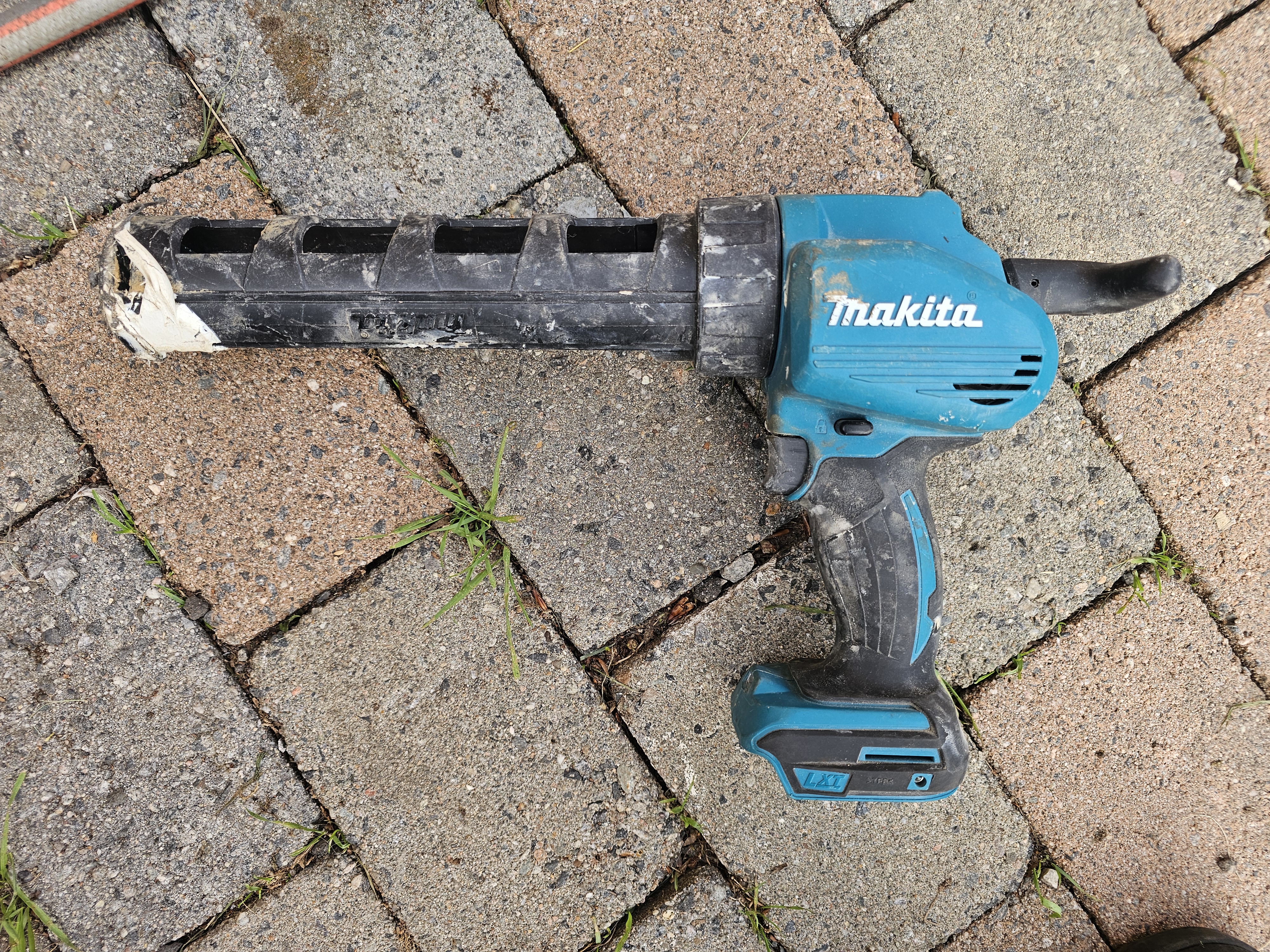 Makita fugepistol