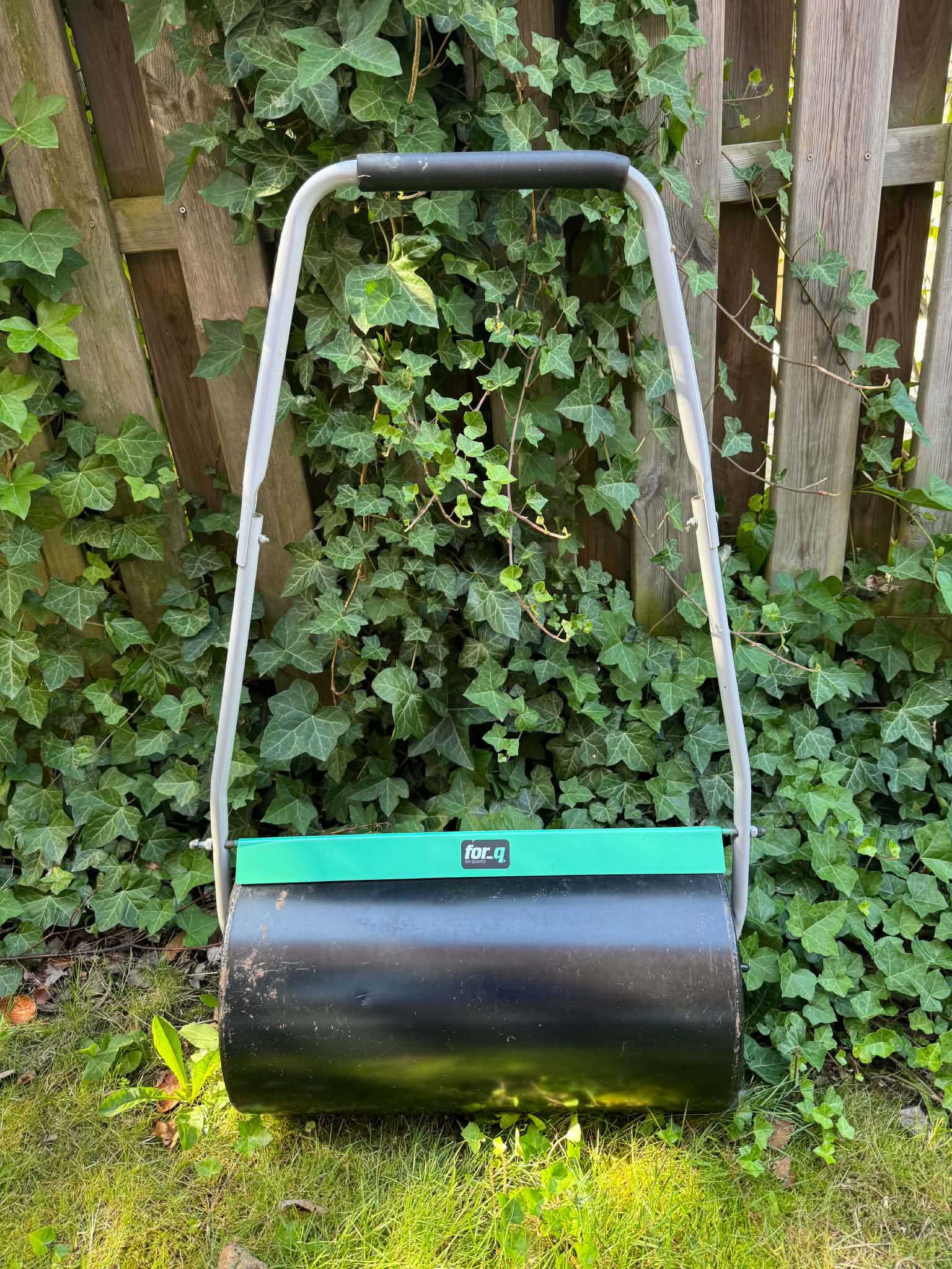 Gräsmattevält 57 cm – fylls med vatten eller sand