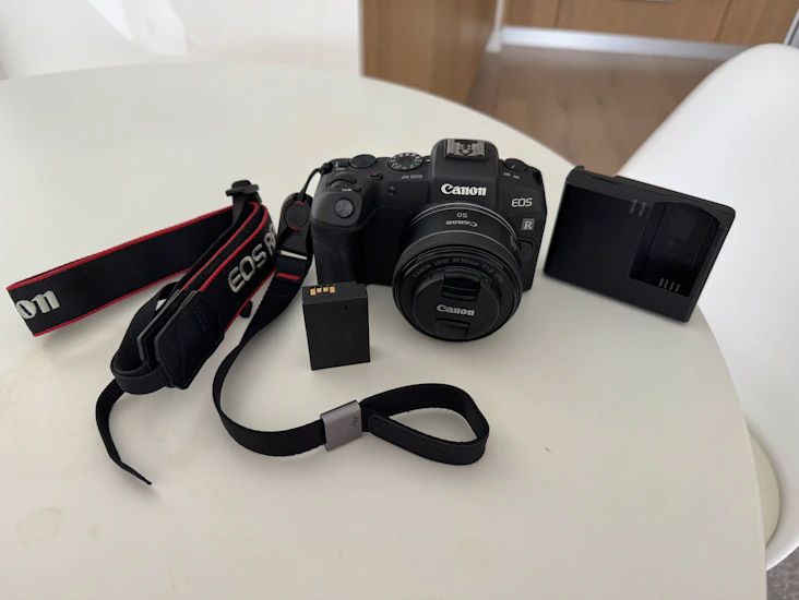 Canon eos rp mirrorless full frame camera with rf 50mm stm lens