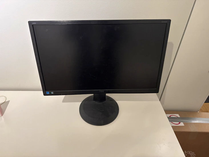 Aoc 24 tommer skjerm