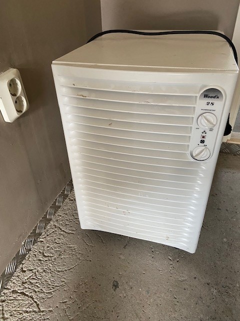 Woods ds28f avfuktare – kraftfull & pålitlig!