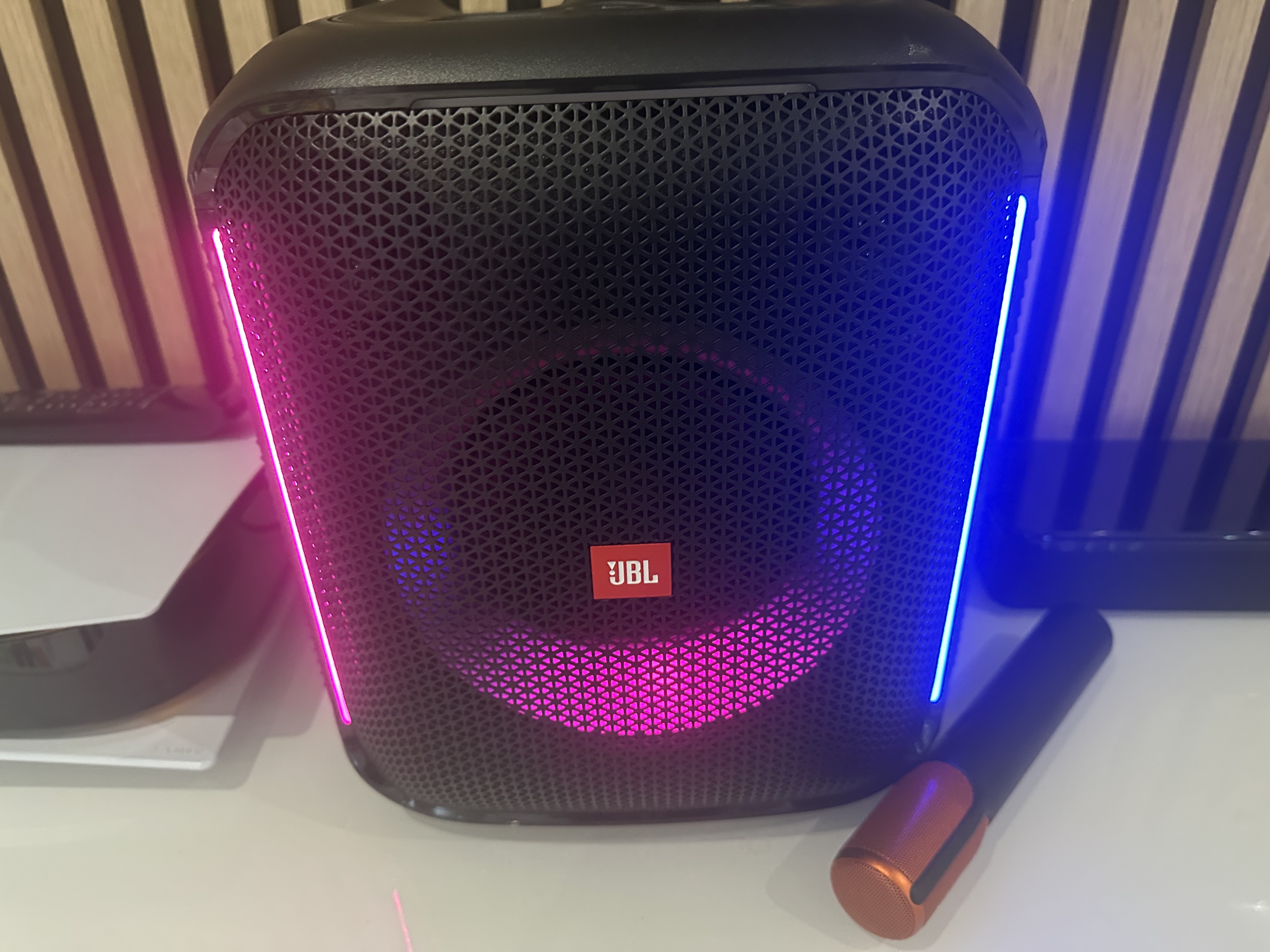 Jbl partybox encore essential – wireless speaker & mic hire