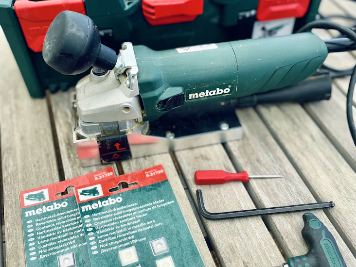 Metabo lf724s lackfräs för tex trappor