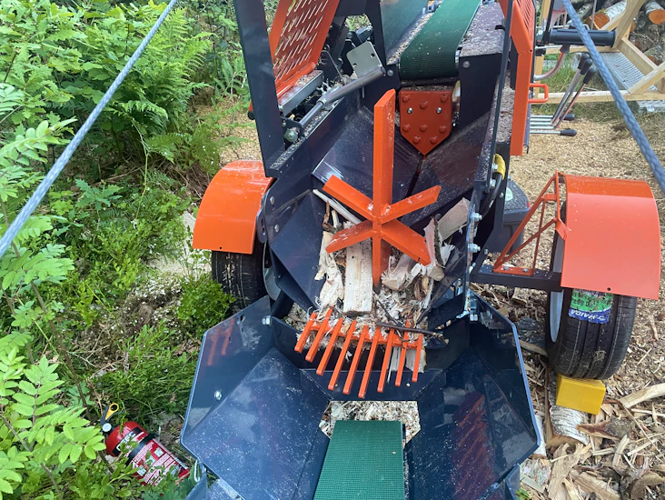 Vedmaskin bensin 38cm