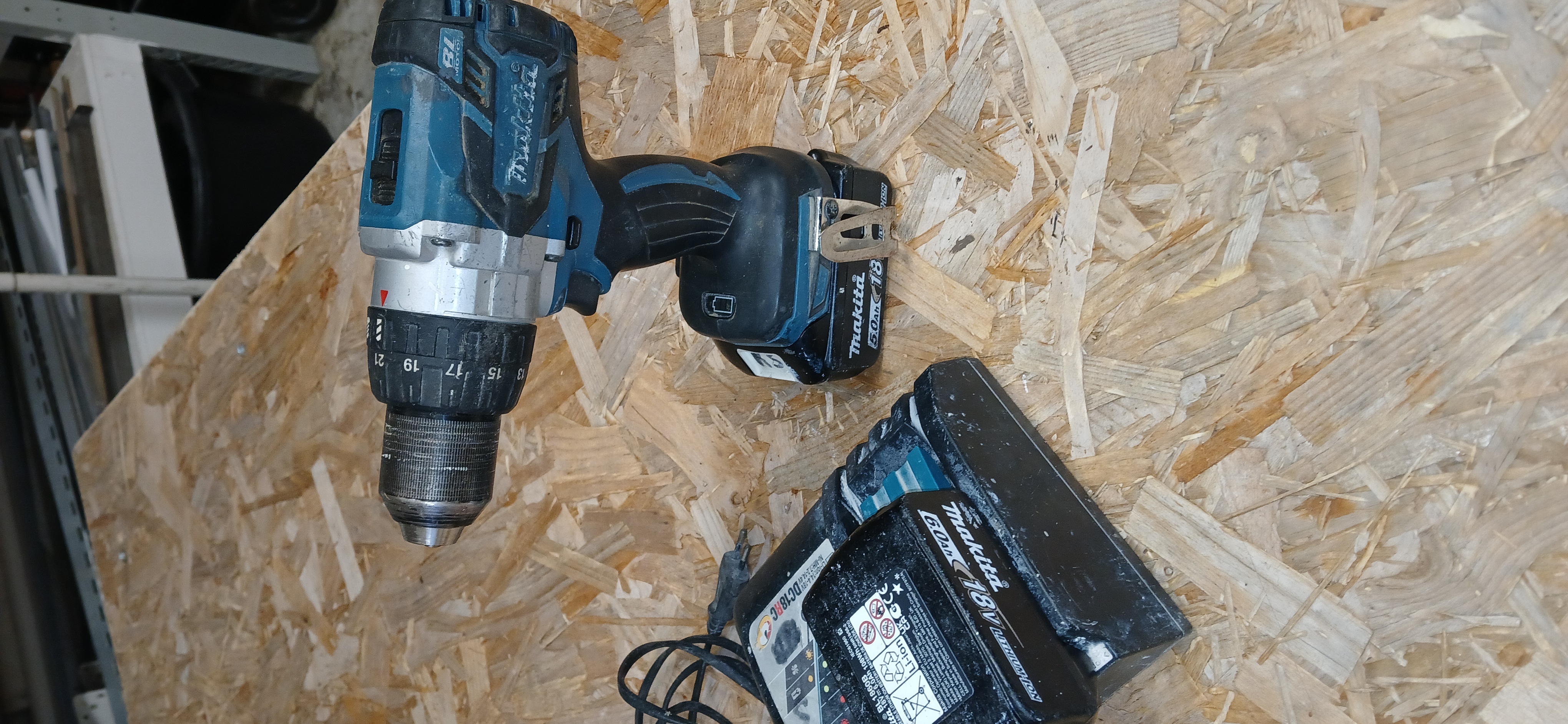 Makita borskrutrekker