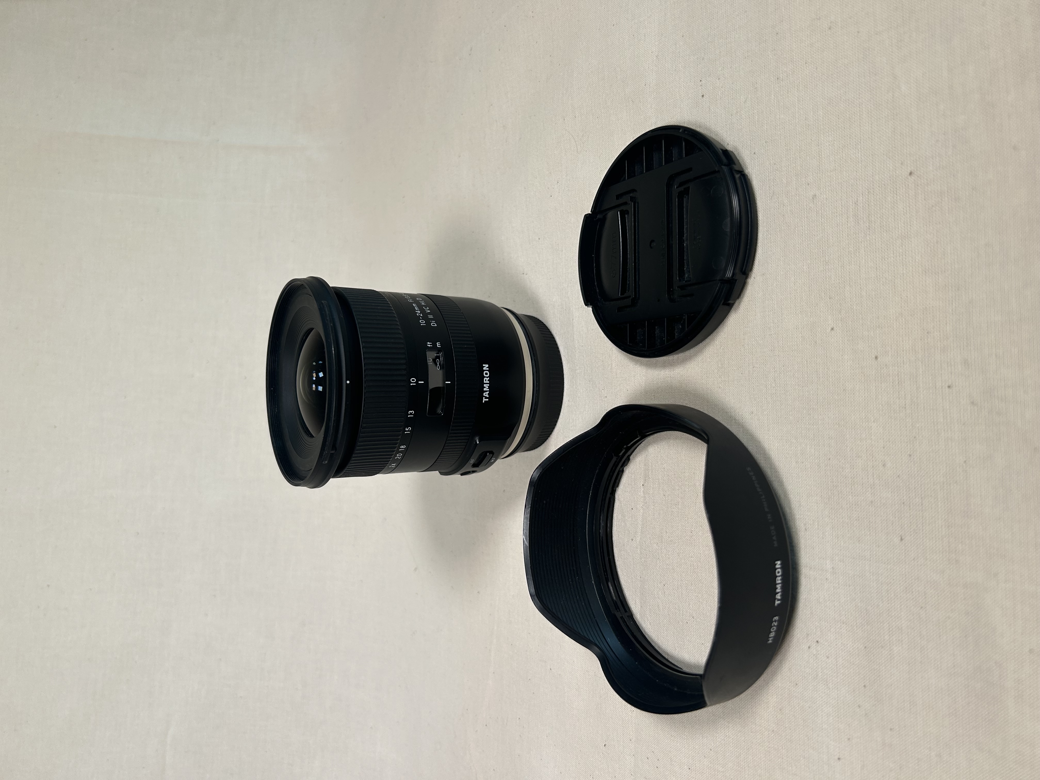 Tamron ef mount, f3.5, 10mm - 24mm lens 