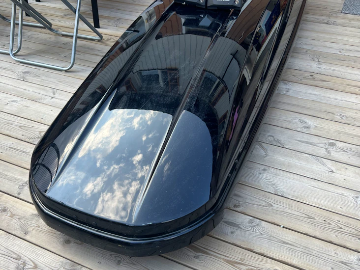 Takbox med takräcken (thule touring alpine)