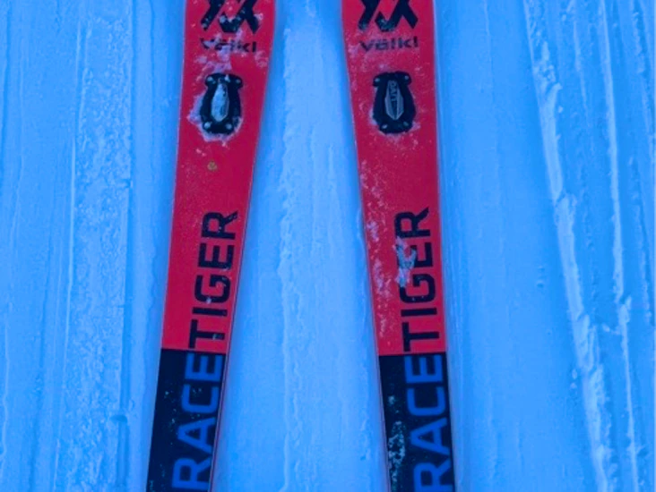 Skidor - racetiger gs 19 - völkl