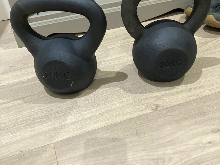 Double 20kg kettlebells