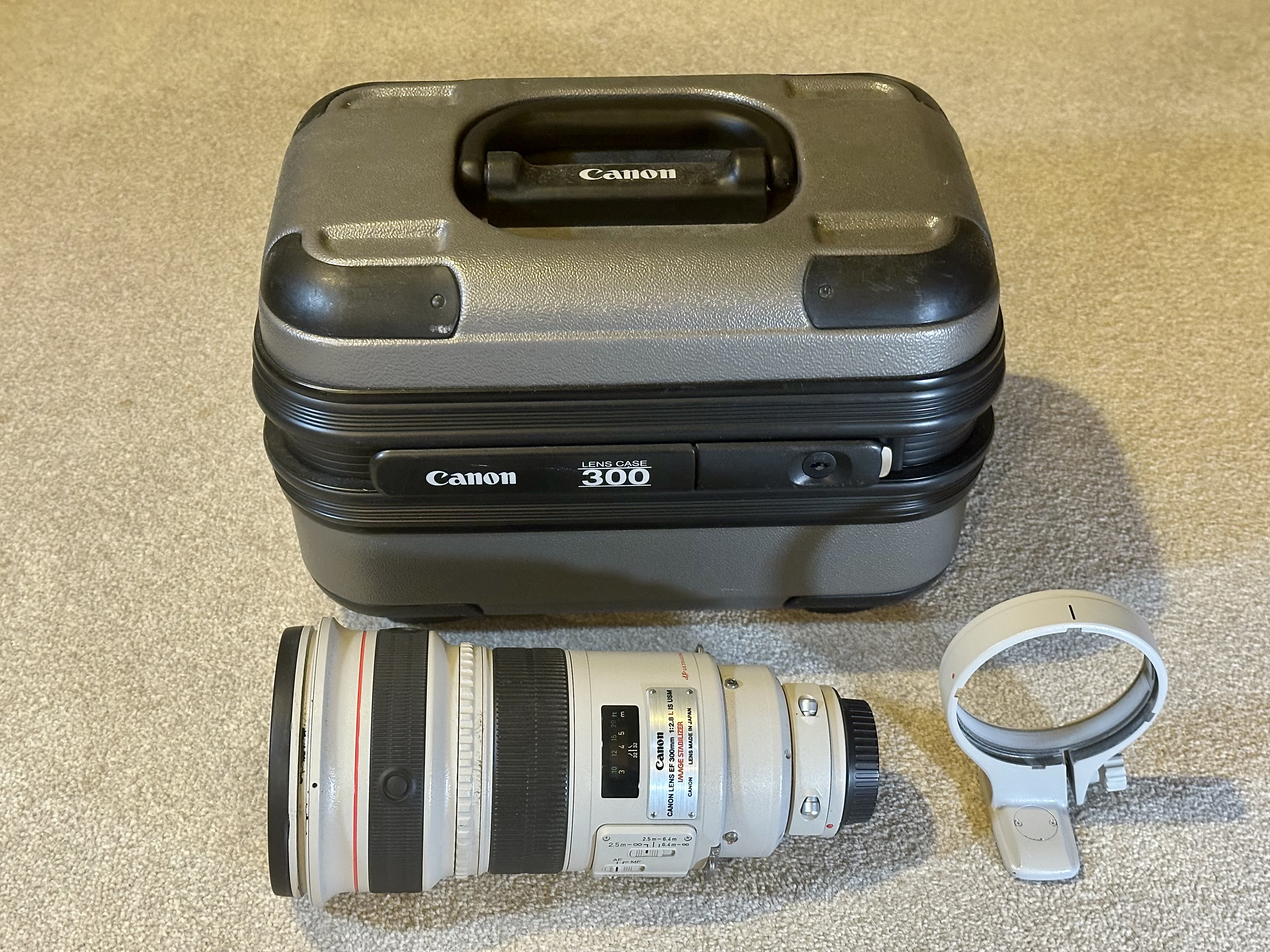 Canon ef 300mm f/2.8l is usm