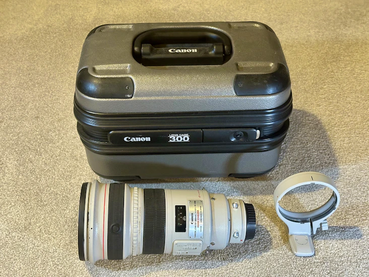 Canon ef 300mm f/2.8l is usm