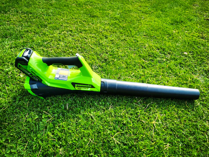 Sladdlös lövblås greenworks 40v