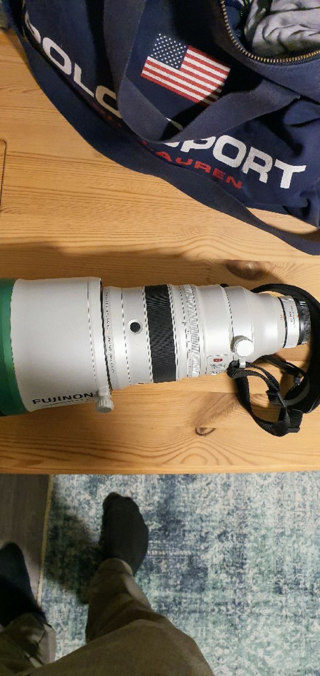 Xf200 f/2.0 - "the great white sharp"