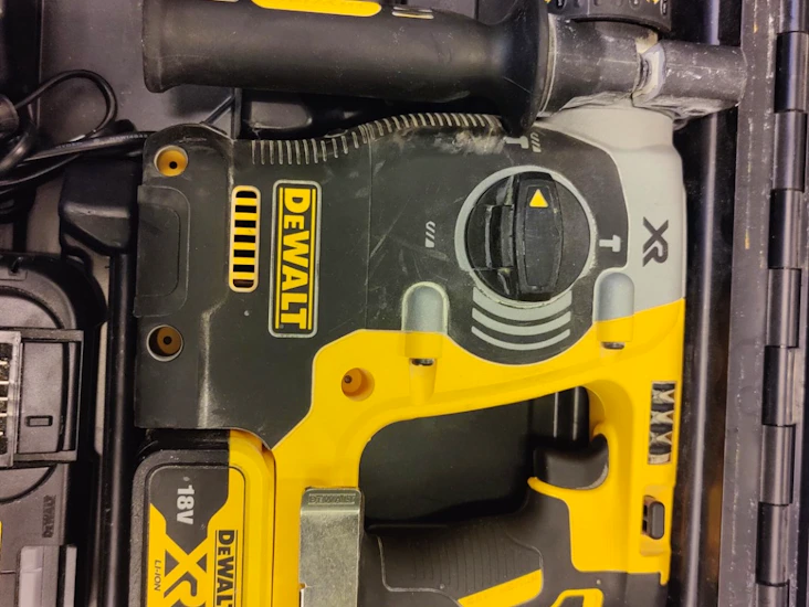 Dewalt borehammer kit dch273 m/støvudsug