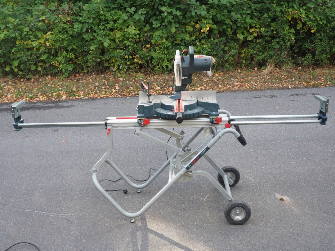 Bosch professional 1800w med rullbart stativ