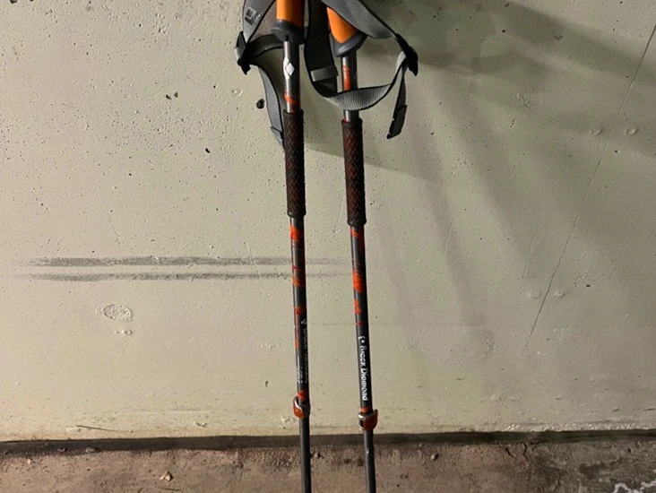 Teleskopstaver leies ut