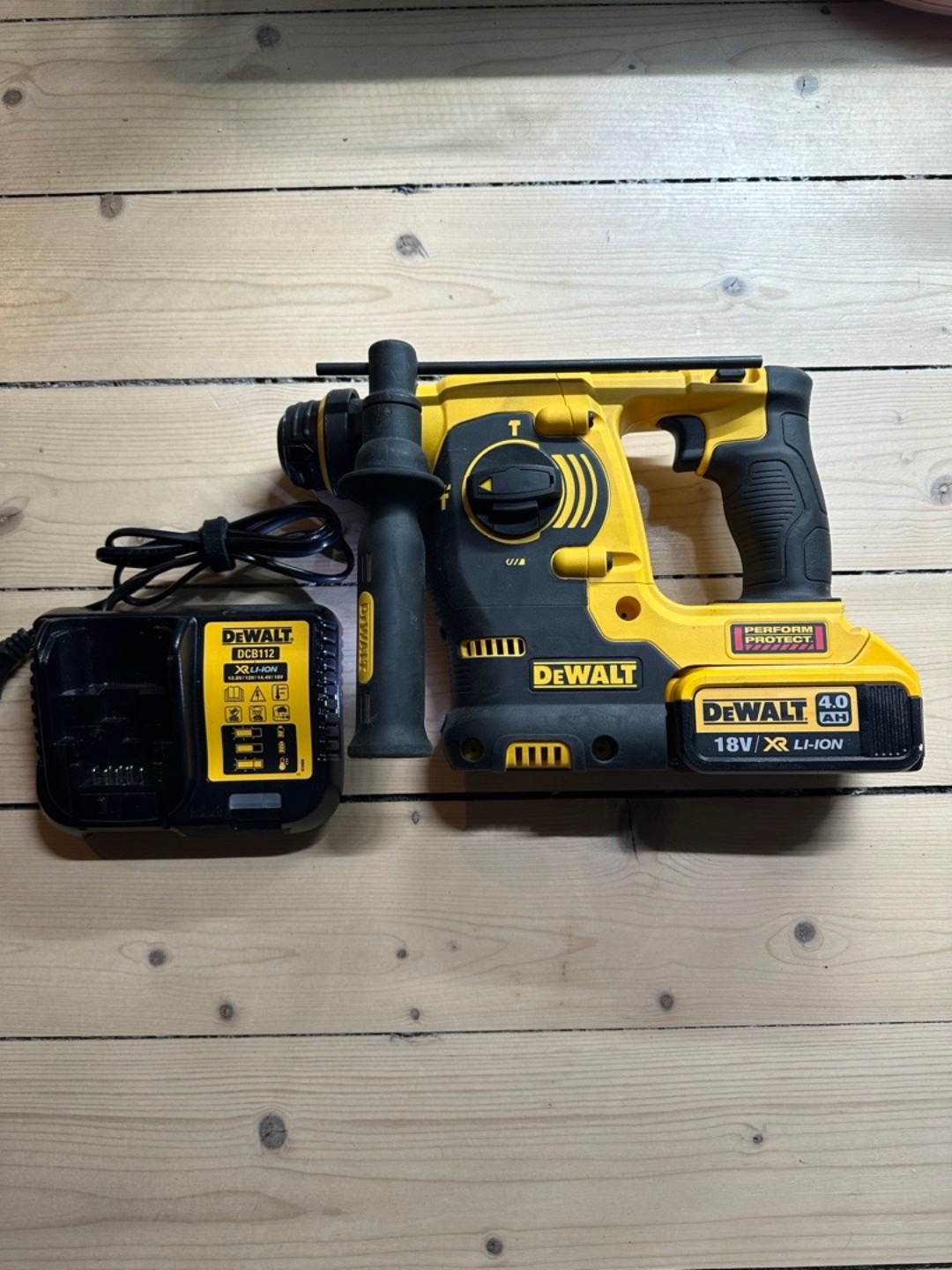 Borrhammare dewalt dch253