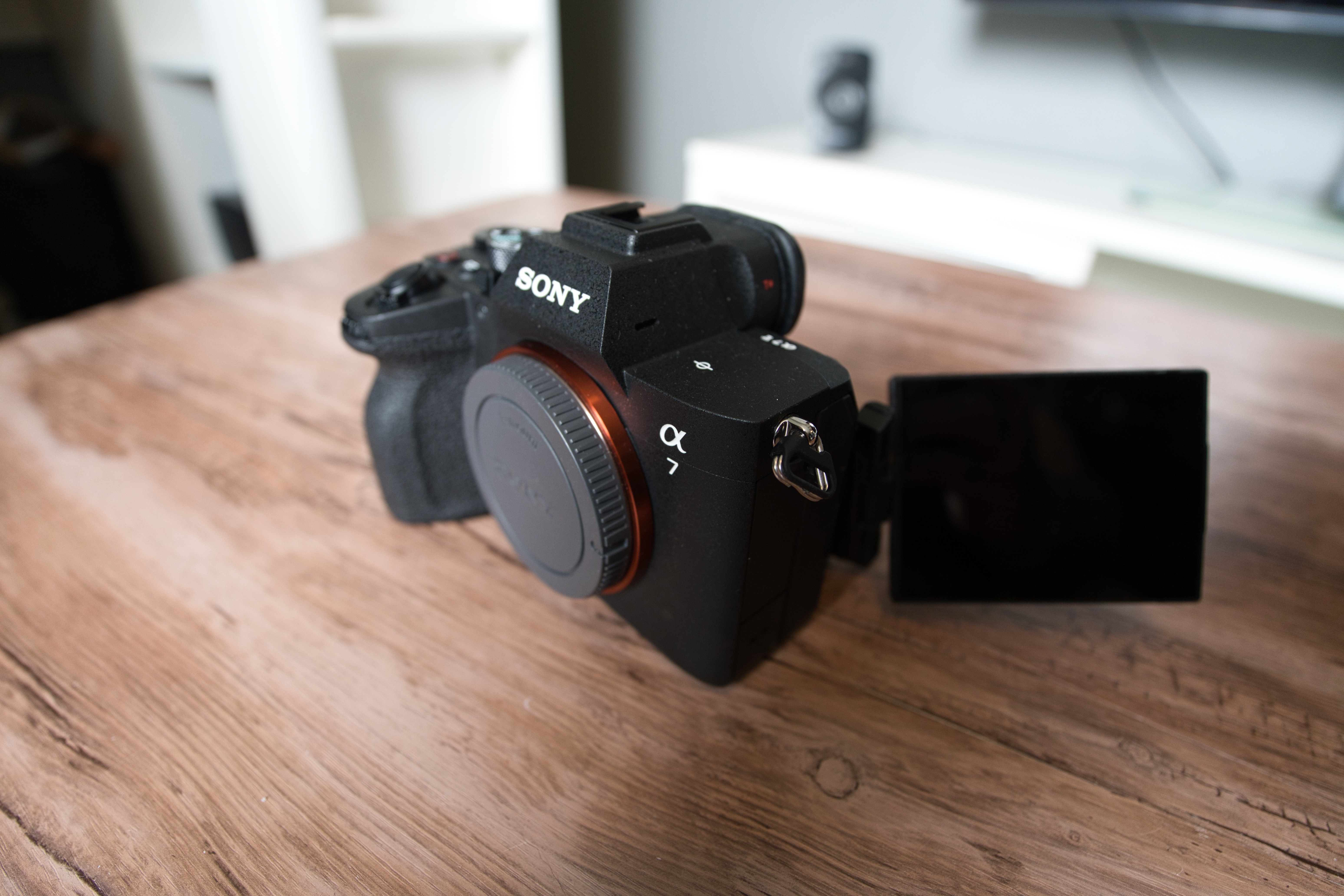 Sony a7v – foto & video kit | objektiv, ljud och videorigg finns som tillval