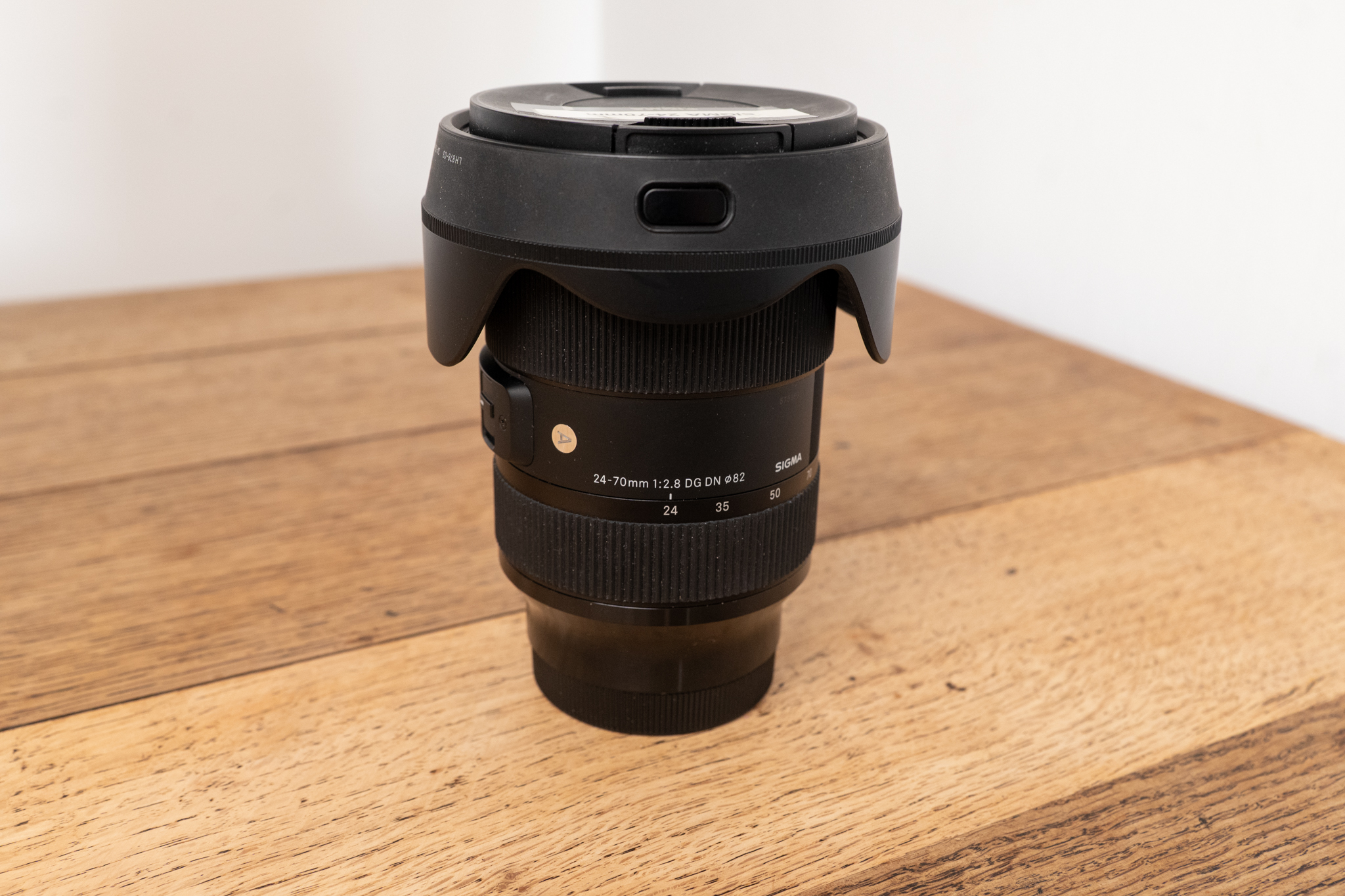 Sigma 24-70mm f2.8 af dg dn art lens for l-mount