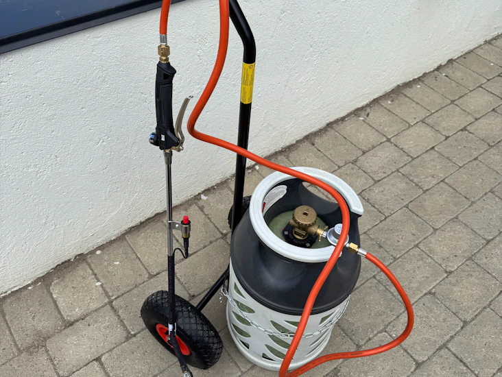 Rejäl ogräsbrännare