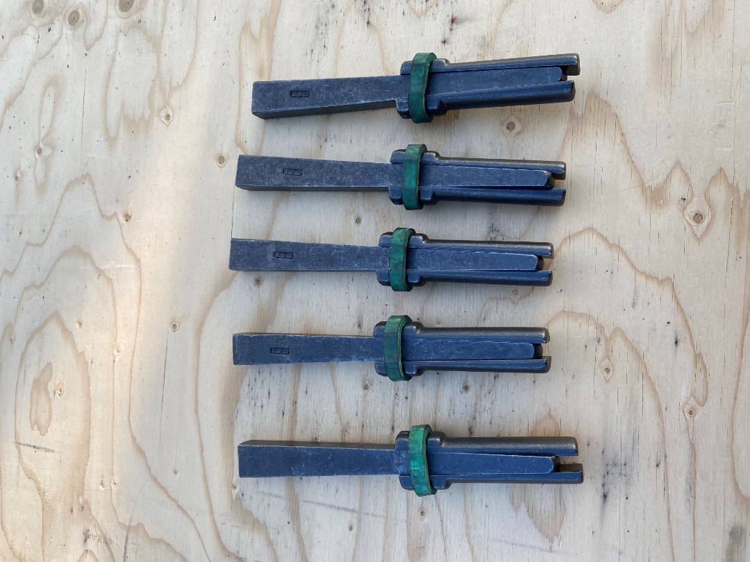 4 st spräckkilar diam 34mm längd 290 mm