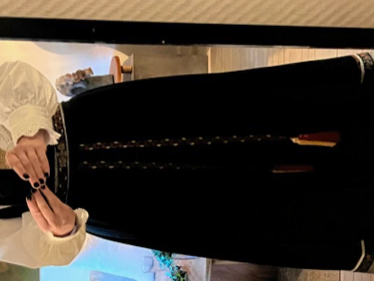 Festdrakt str m, med alt tilbehør.