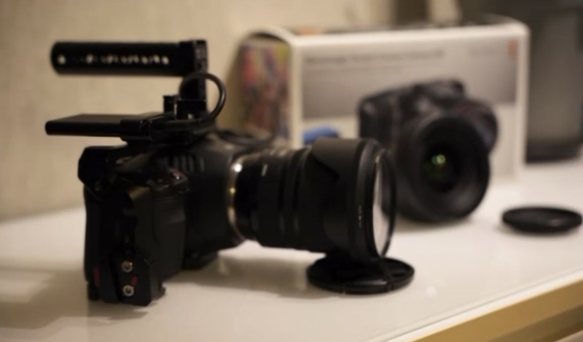 Blackmagic pocket cinema camera 6k + 2 objektiv + rigg - komplett kit
