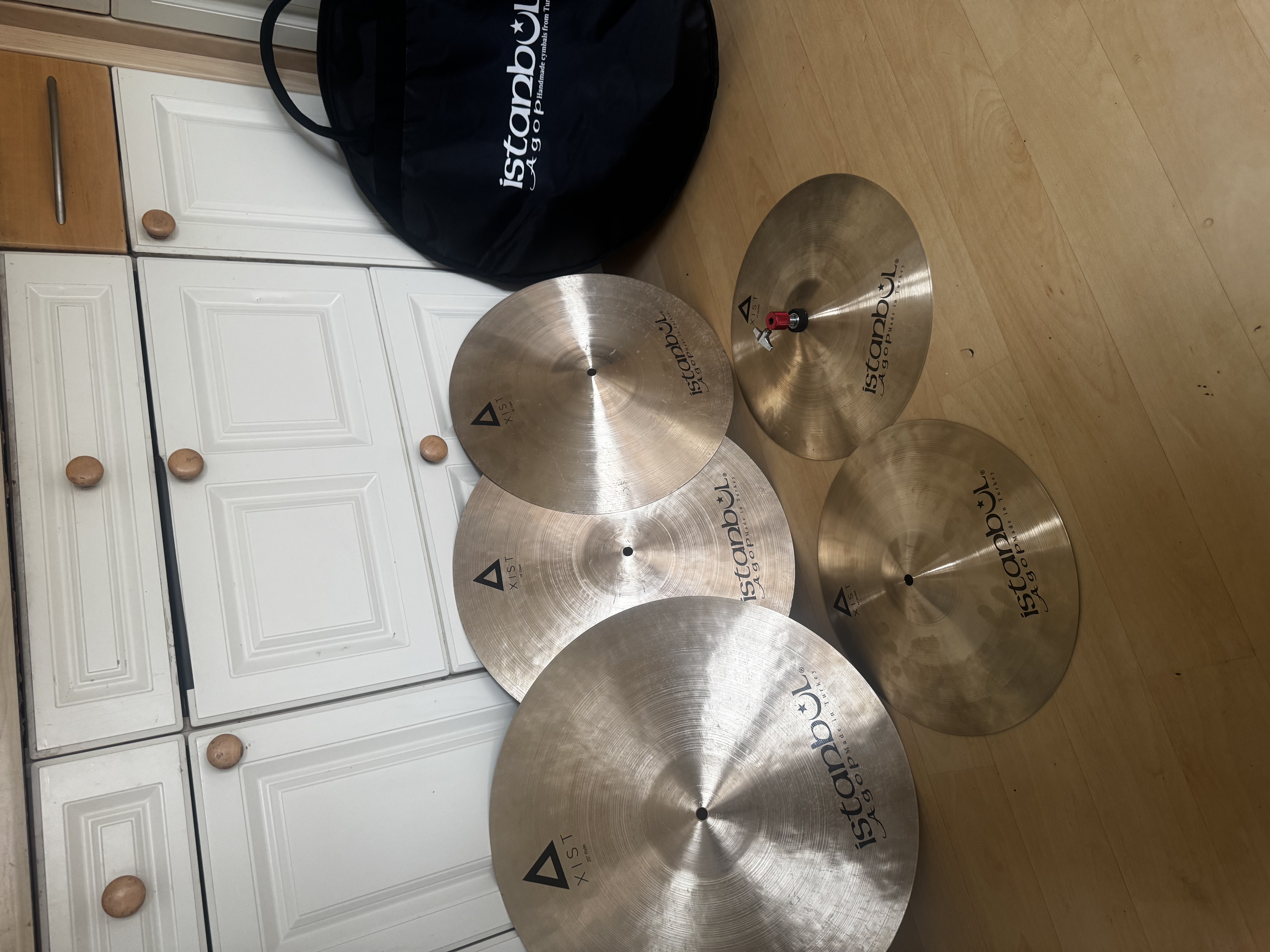 Drum kit cymbals: istanbul agop xist cymbal pack– professional bright & expressive sound 
