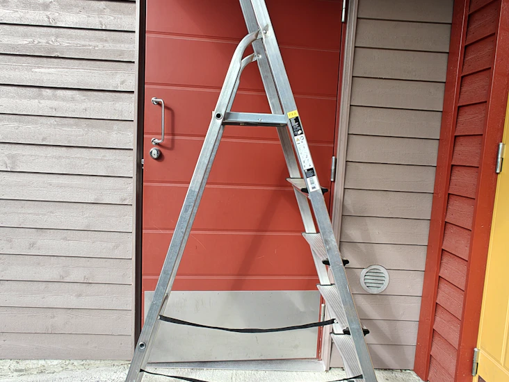 Taloustikkaat (+3m työskentelykorkeus)