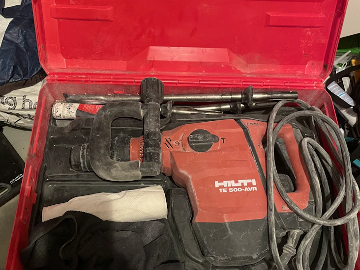 Hilti borrhammare / slagborrmaskin för betong – flera borr & mejslar ingår