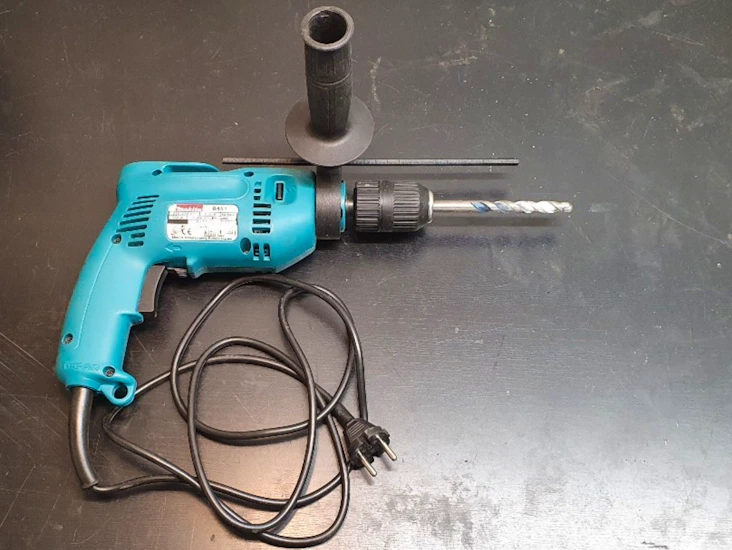 Makita slagbormaskin