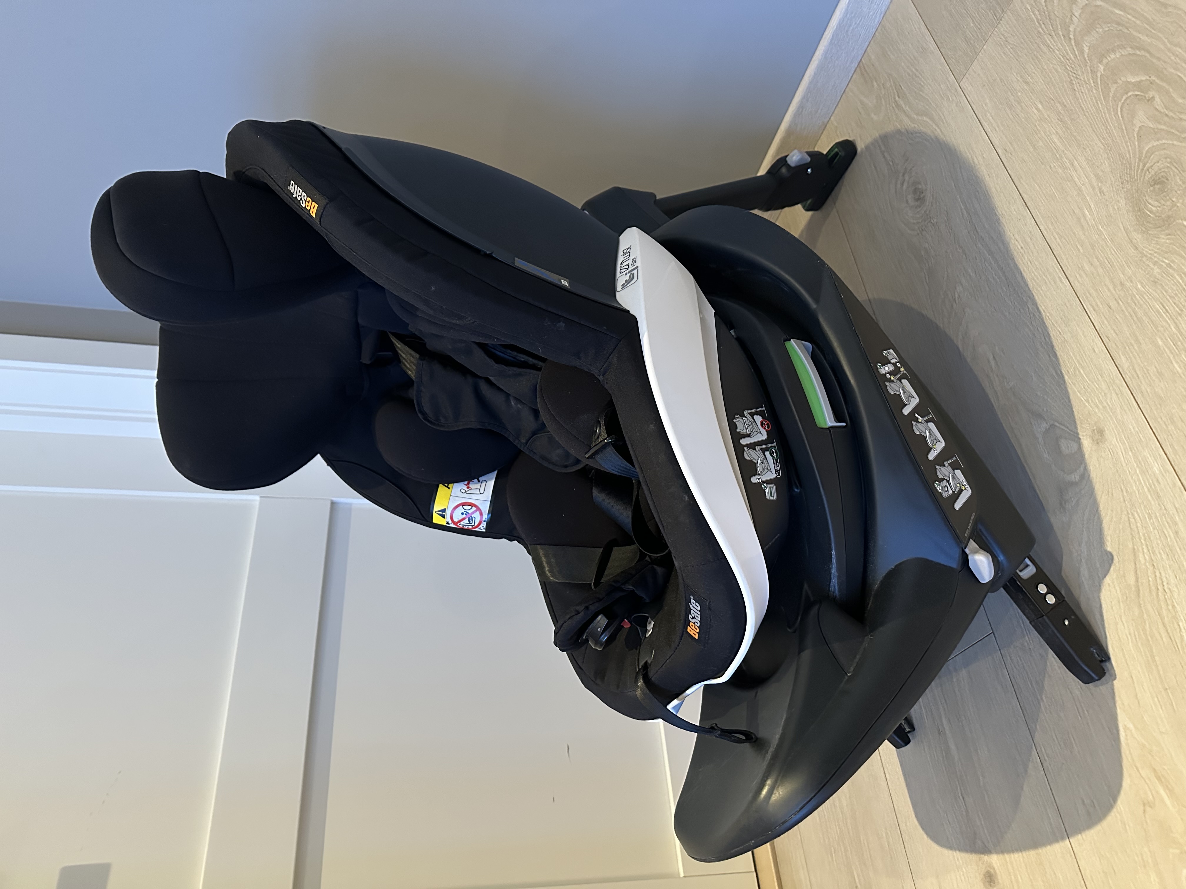 Besafe izi turn i-size bilstol 