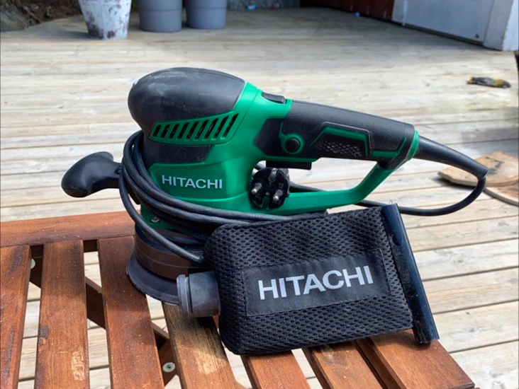 Hitachi slip